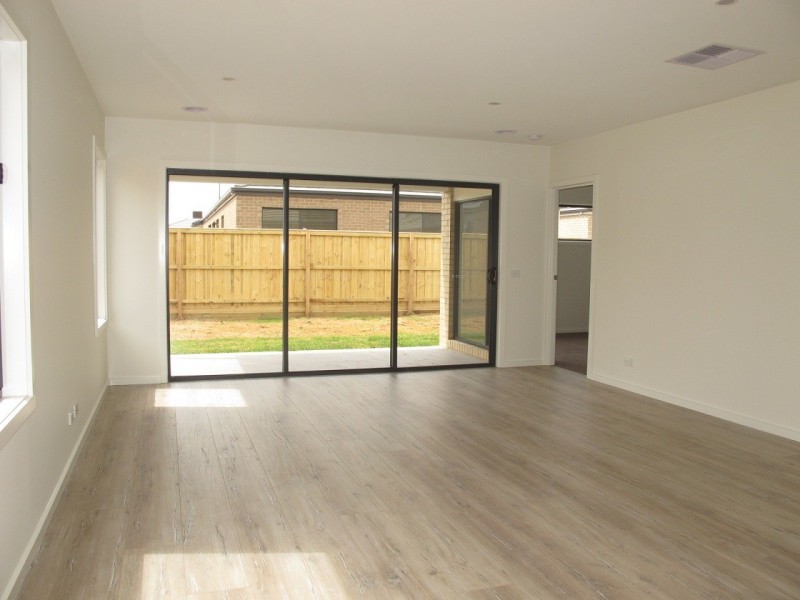 20 Eaglecrest Avenue, Plumpton VIC 3335