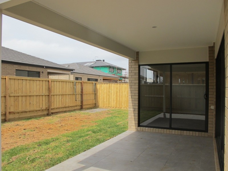 20 Eaglecrest Avenue, Plumpton VIC 3335