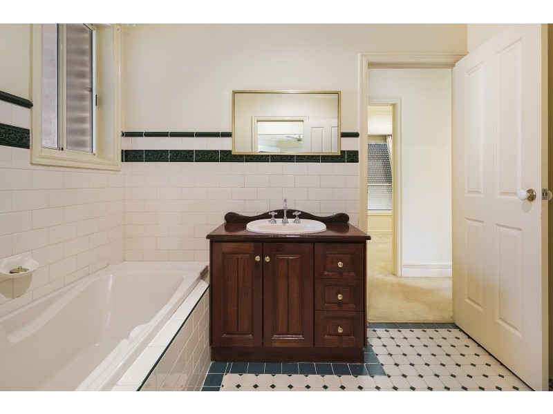 13 Hannah Avenue, Hillside VIC 3037