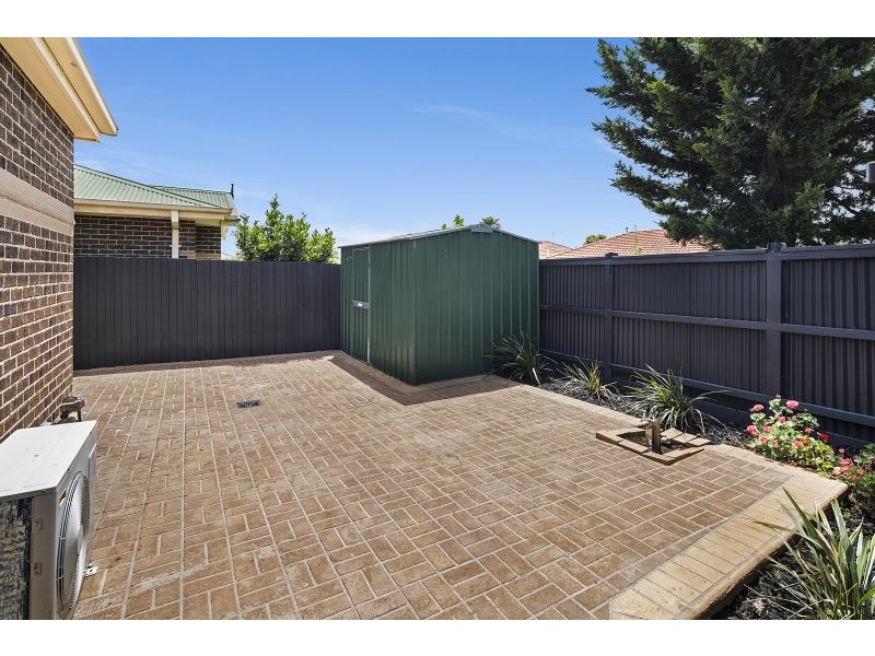 13 Hannah Avenue, Hillside VIC 3037