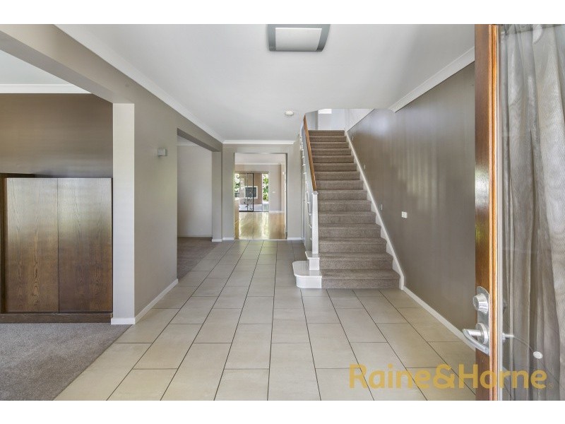 8 Drummond Street, Caroline Springs VIC 3023