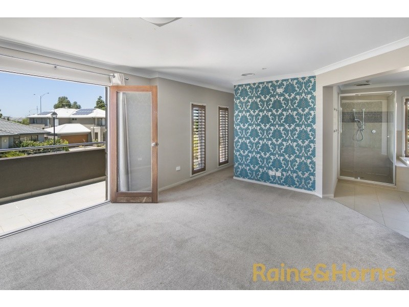 8 Drummond Street, Caroline Springs VIC 3023