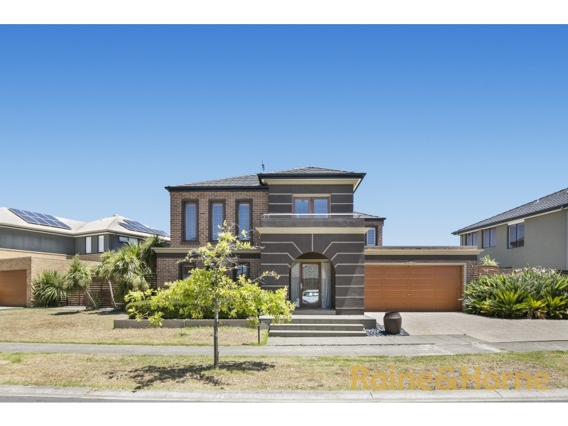 8 Drummond Street, Caroline Springs VIC 3023