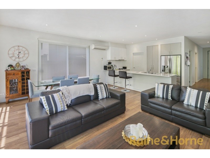 5/1-5 The Close, Caroline Springs VIC 3023