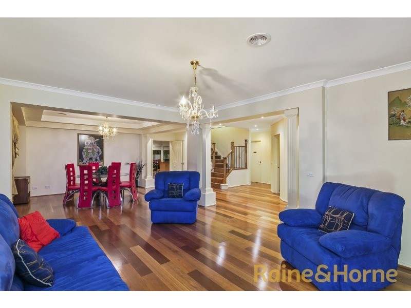 11 Edgewater Circuit, Cairnlea VIC 3023