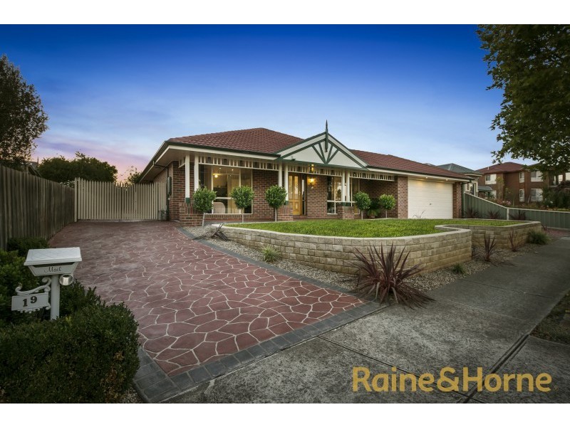 19 The Regency, Hillside VIC 3037