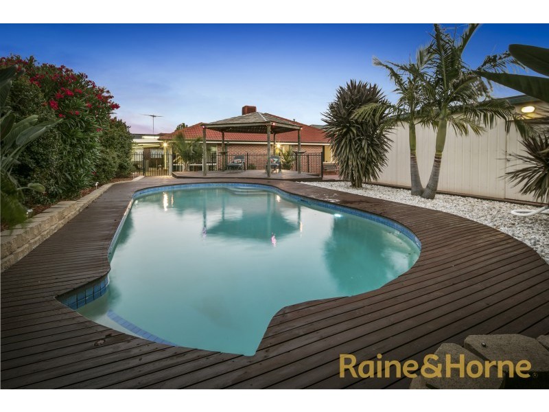 19 The Regency, Hillside VIC 3037