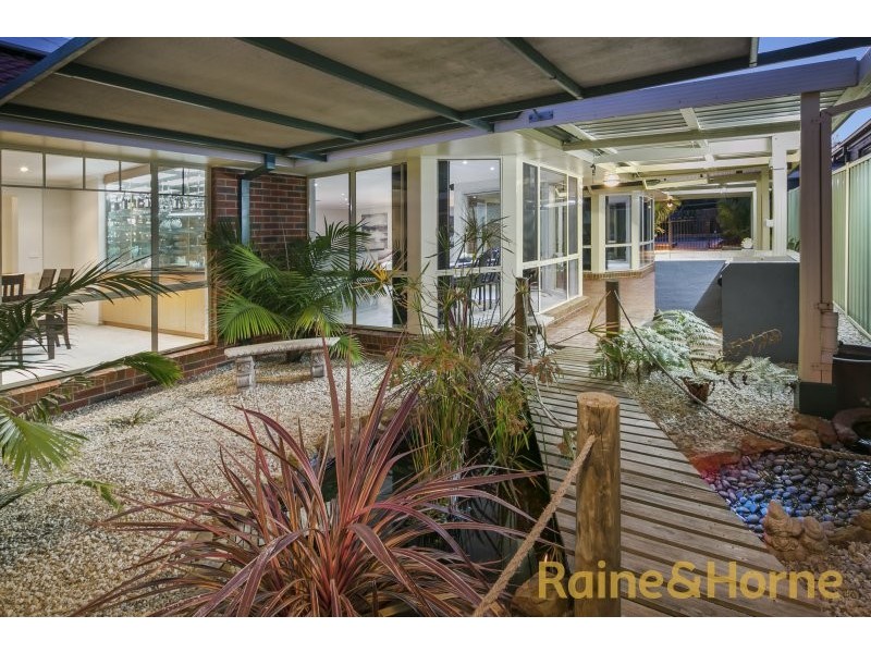 19 The Regency, Hillside VIC 3037