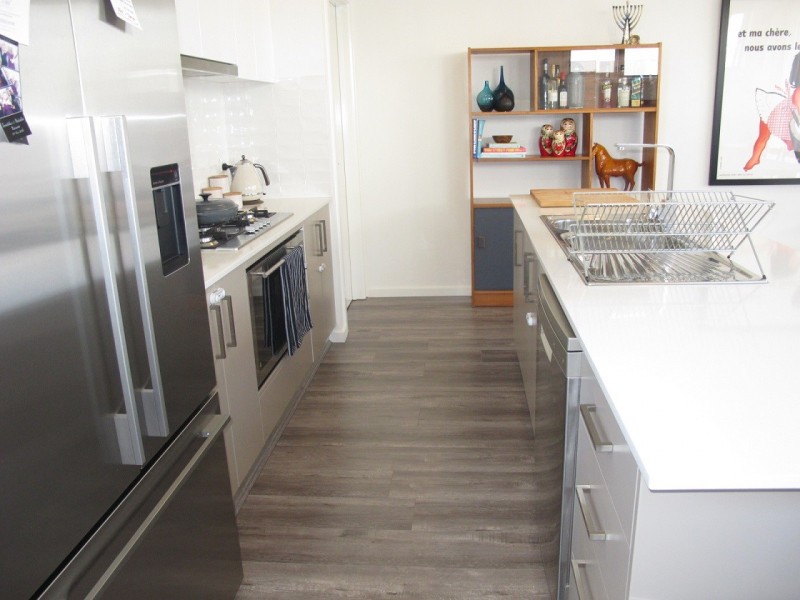 19/13 Greville Street, Caroline Springs VIC 3023