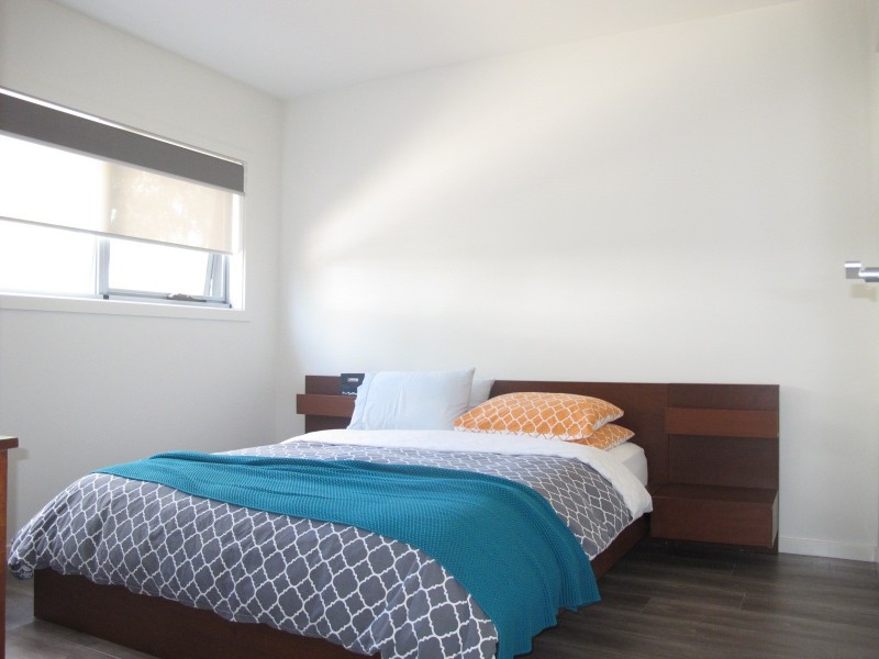 19/13 Greville Street, Caroline Springs VIC 3023