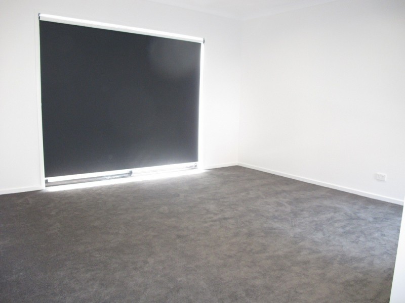 12 Trident Crescent, Plumpton VIC 3335