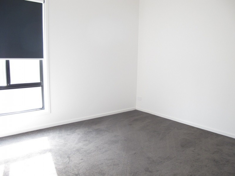 12 Trident Crescent, Plumpton VIC 3335