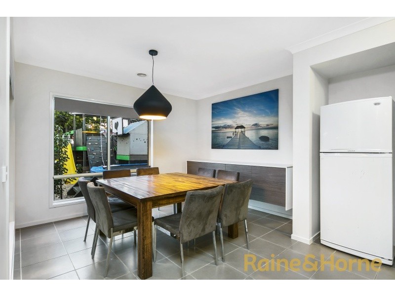 37 The Avenue, Sunbury VIC 3429