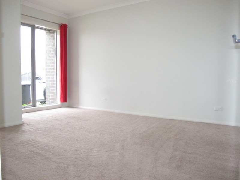 19 Bimbadeen Street, Burnside VIC 3023