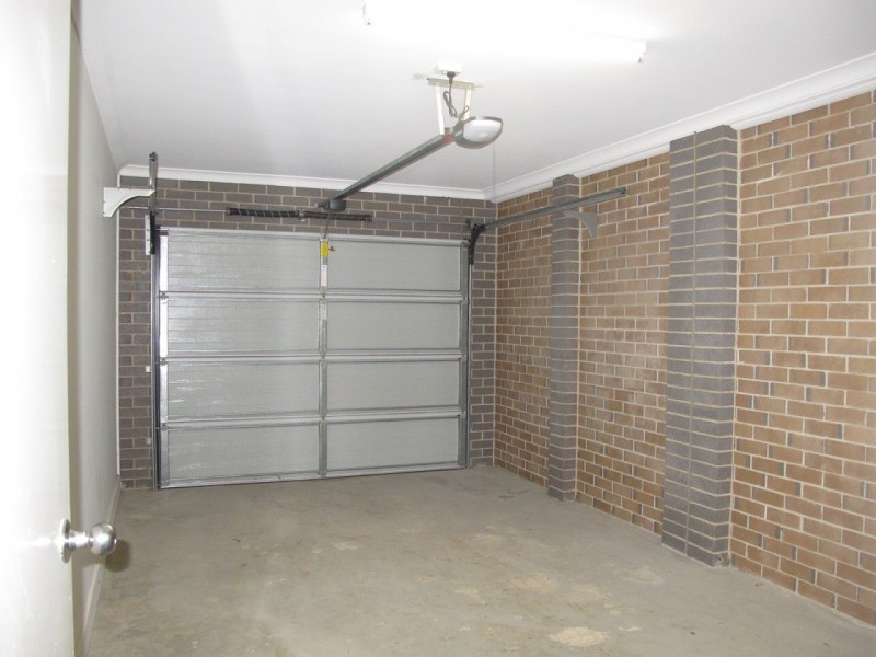 19 Bimbadeen Street, Burnside VIC 3023