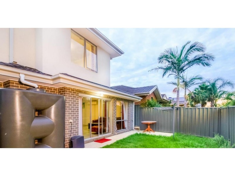 19 Bimbadeen Street, Burnside VIC 3023