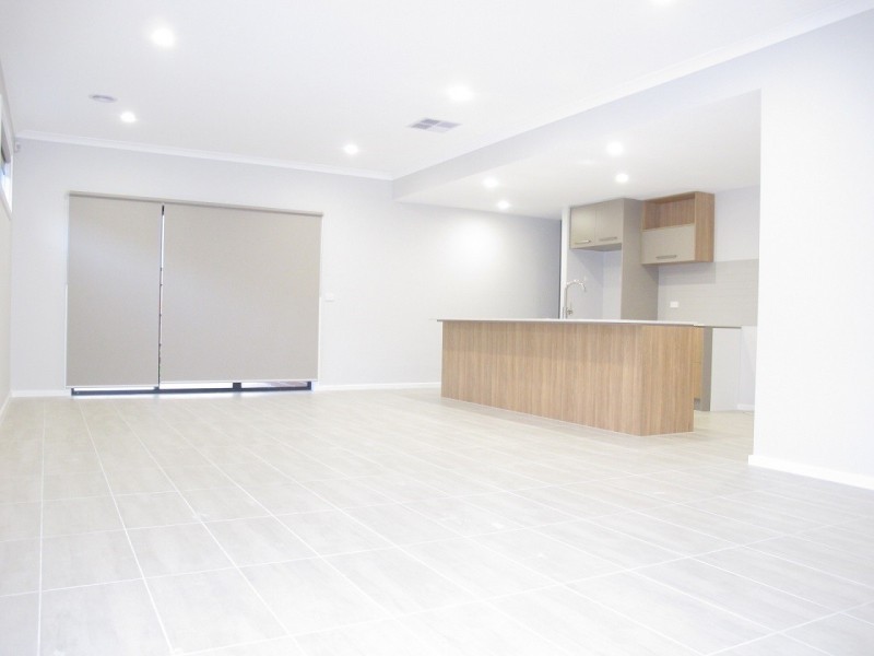 14 Fleece Road, Rockbank VIC 3335