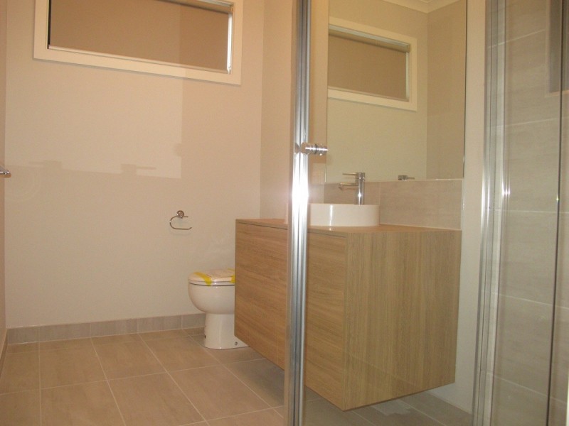 14 Fleece Road, Rockbank VIC 3335