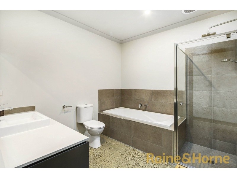 1 Stable Lane, Diggers Rest VIC 3427