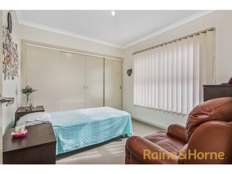 11/17-21 Cobaw Circuit, Caroline Springs VIC 3023