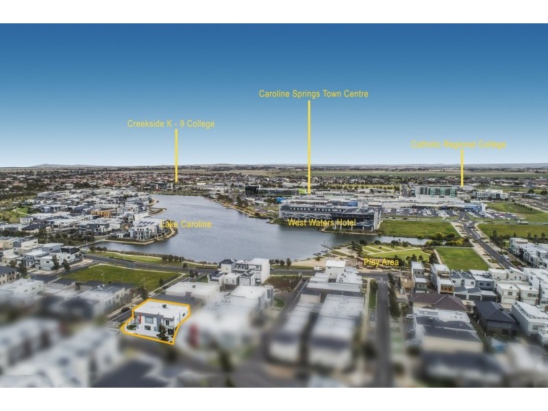 7 Swan Street, Caroline Springs VIC 3023