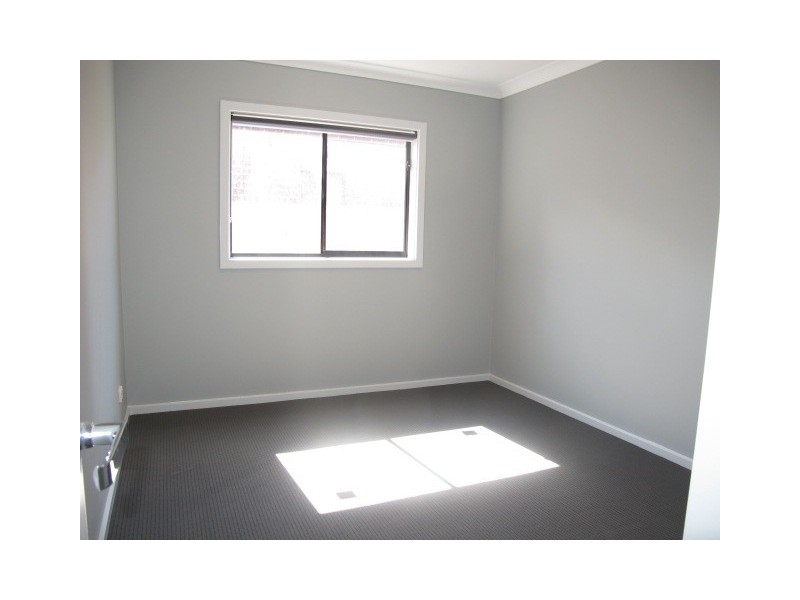 35 Riders Circuit, Rockbank VIC 3335