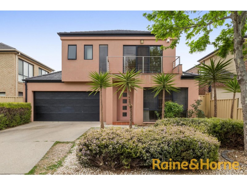 8 Alma Lane, Caroline Springs VIC 3023