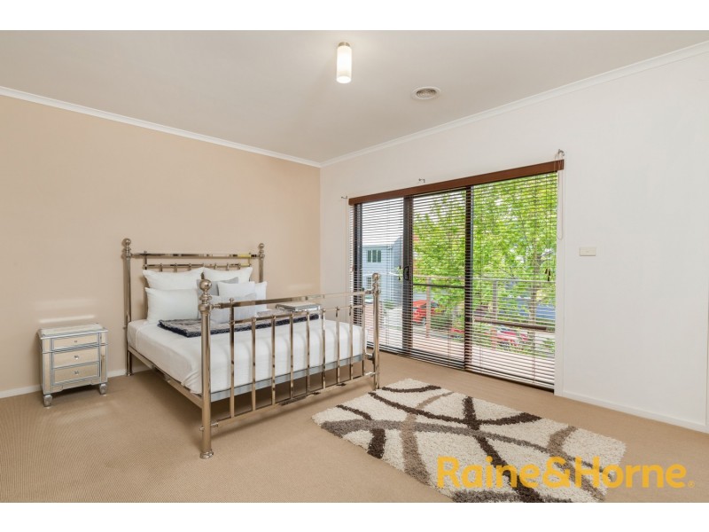 8 Alma Lane, Caroline Springs VIC 3023