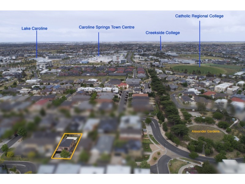 8 Alma Lane, Caroline Springs VIC 3023