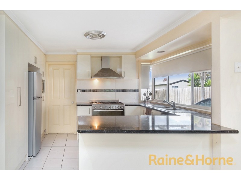 29 Wilmot Drive, Delahey VIC 3037