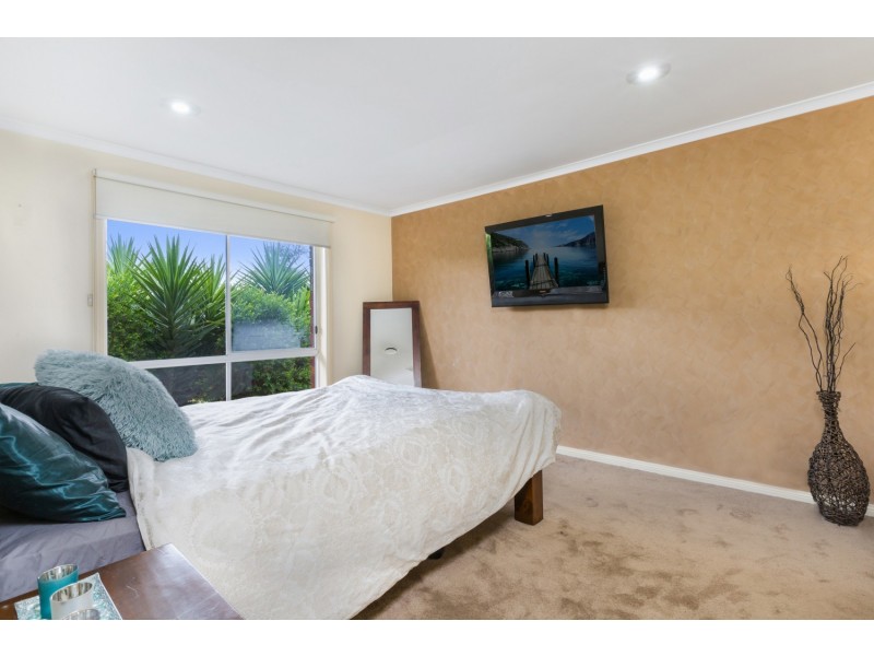 29 Wilmot Drive, Delahey VIC 3037