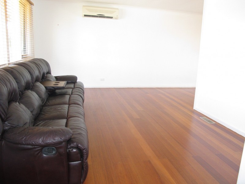7 Elizabeth Street, Melton South VIC 3338