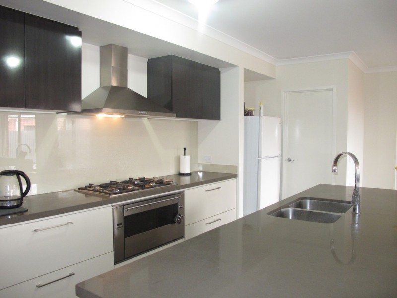 12 Gild Street (AINTREE), Rockbank VIC 3335