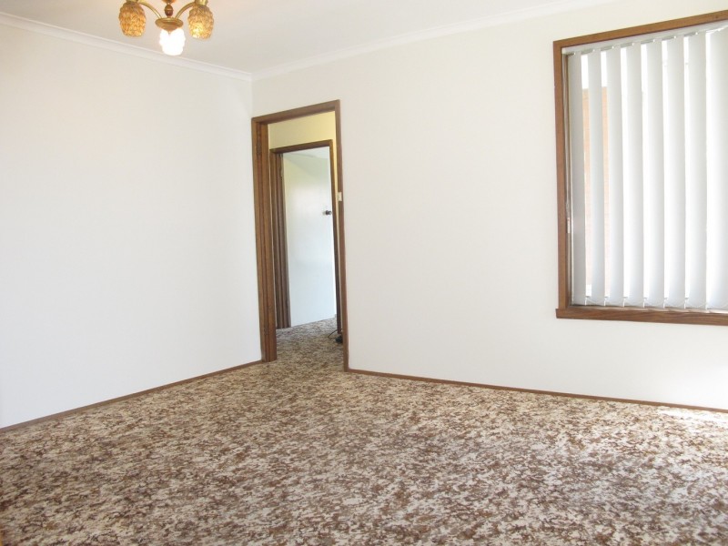 5 Padua Court, Gladstone Park VIC 3043