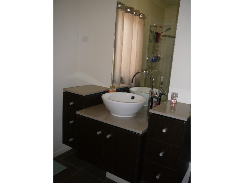 55 Manny Paul Cct, Burnside Heights VIC 3023