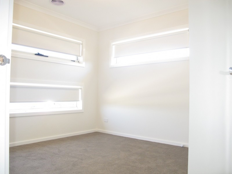 42 Showman Drive, Diggers Rest VIC 3427