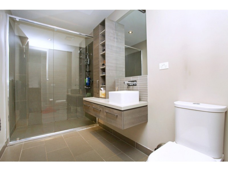 5/11 Monckton Place, Caroline Springs VIC 3023