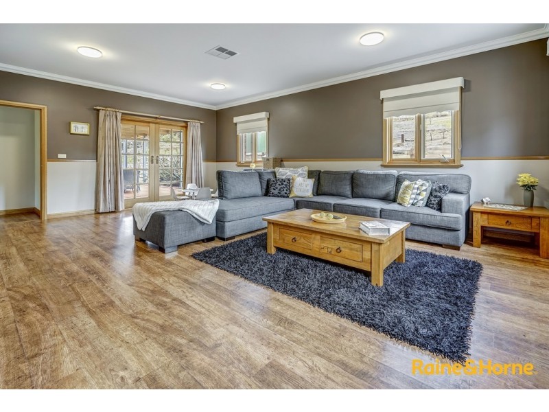 65 Emu Road, Sunbury VIC 3429