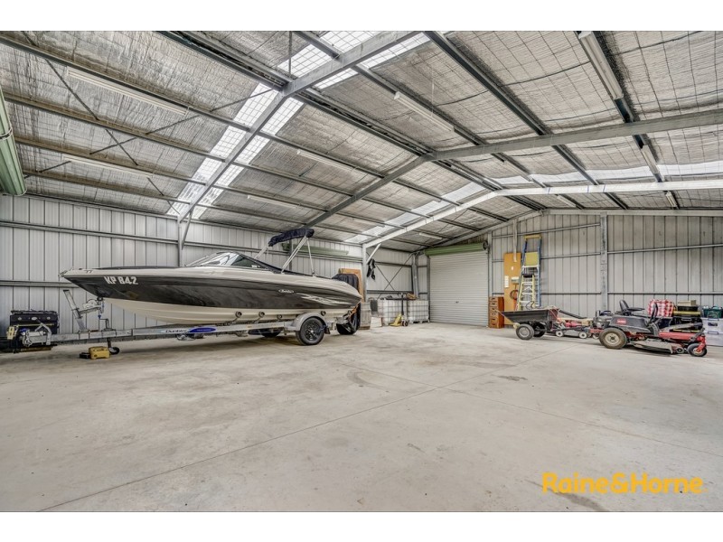 65 Emu Road, Sunbury VIC 3429