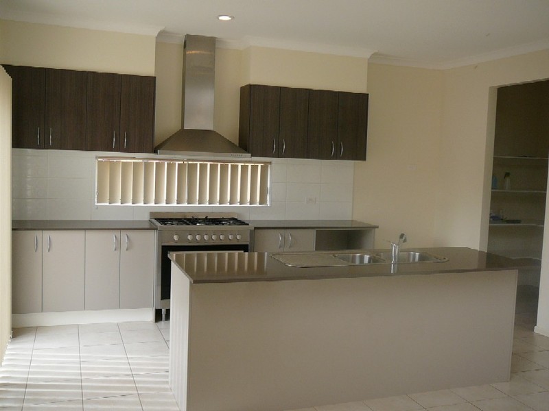 53 Manny Paul Circuit, Burnside Heights VIC 3023