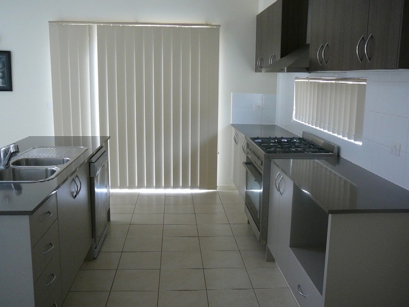 53 Manny Paul Circuit, Burnside Heights VIC 3023