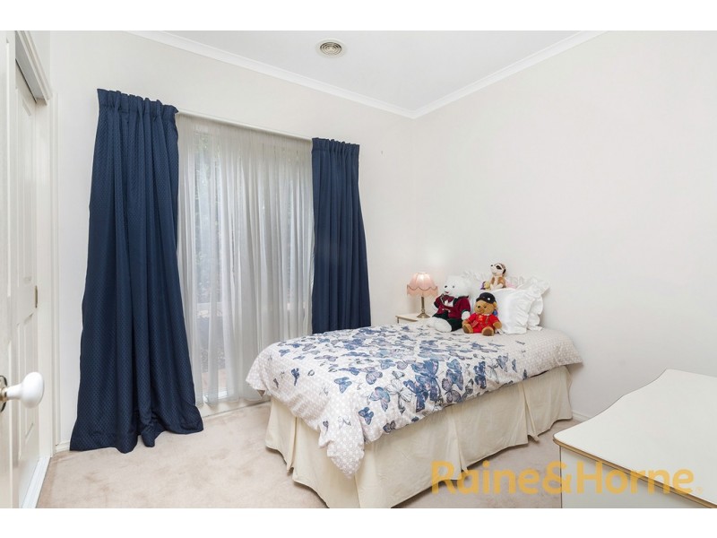 23 WATTLETREE DRIVE, Taylors Hill VIC 3037