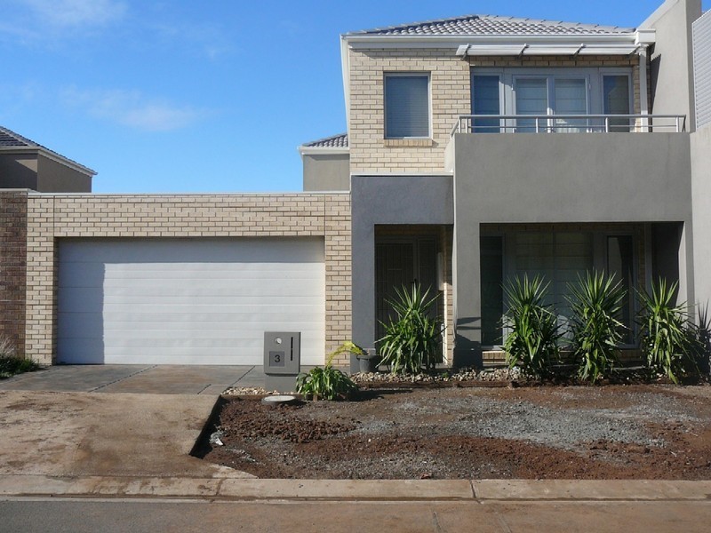 3 Oldis Close, Caroline Springs VIC 3023