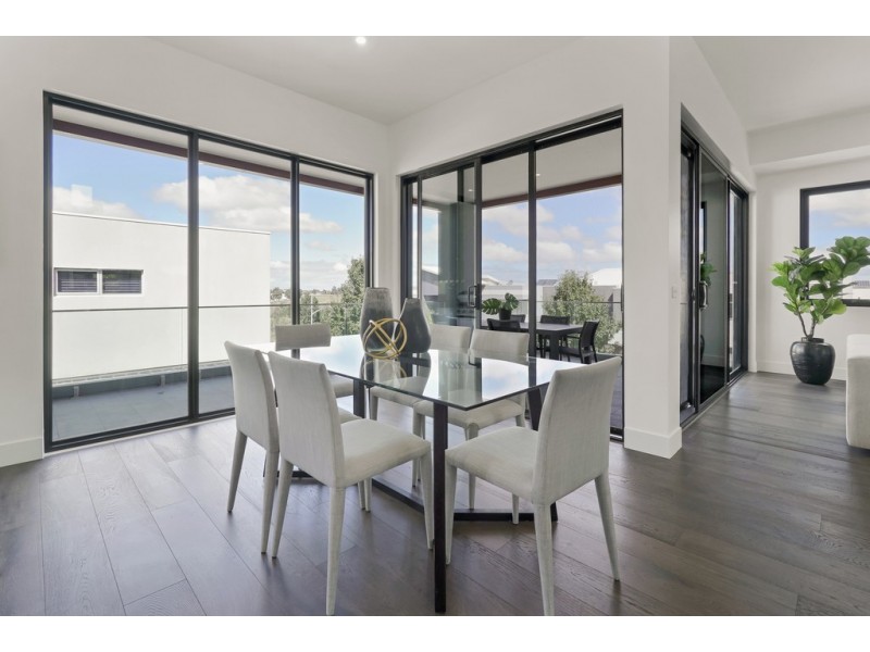 56 THE ESPLANADE, Caroline Springs VIC 3023