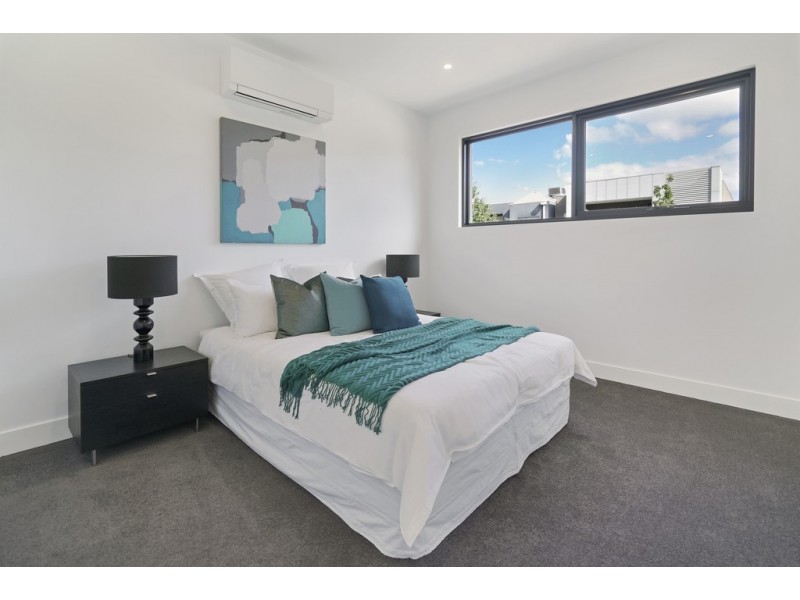 56 THE ESPLANADE, Caroline Springs VIC 3023