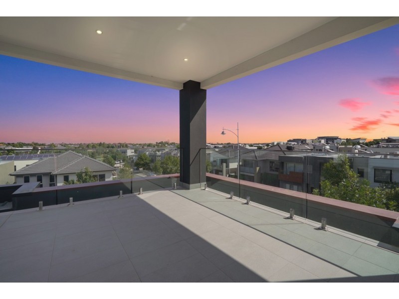 56 THE ESPLANADE, Caroline Springs VIC 3023