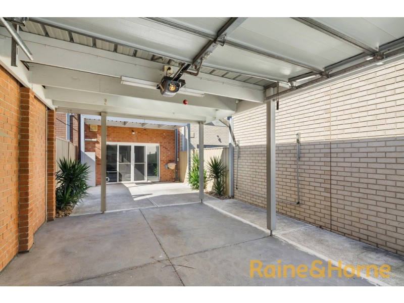 14 OLDIS CLOSE, Caroline Springs VIC 3023