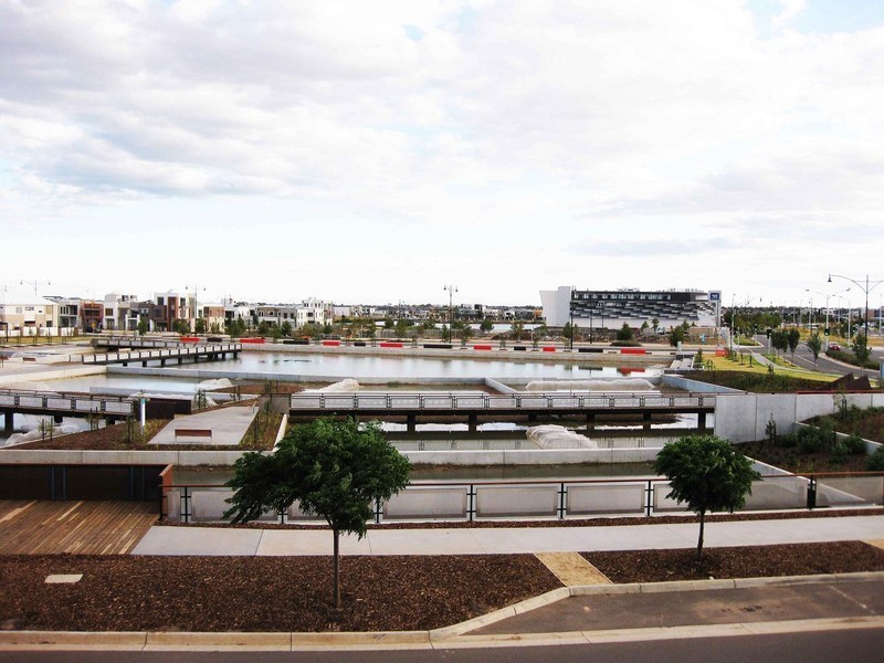 32 Warner Way, Caroline Springs VIC 3023