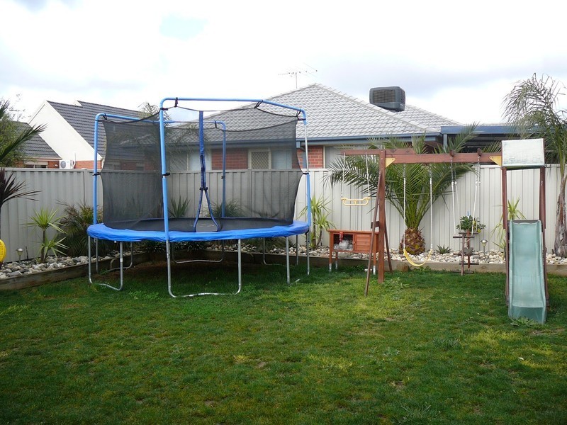 13 Nullarbor Place, Caroline Springs VIC 3023