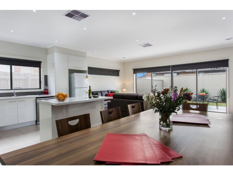 78 MAXWELD STREET, Ardeer VIC 3022